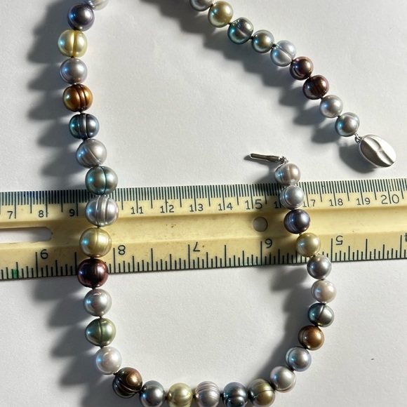 10mm Honora Cultured Pearl Necklace 16” Metallic colors - Picture 6 of 8